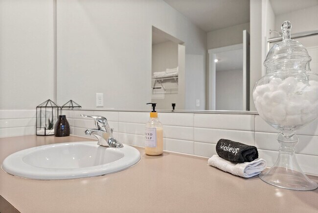 Building Photo - 10715 186th St Ct E