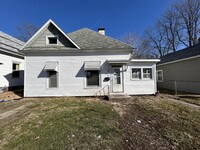Building Photo - 505 Sheridan St