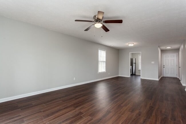 Building Photo - 598 Osborne Ct