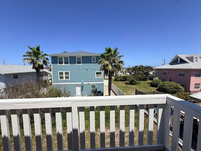 Building Photo - 342 Tarpon Ave
