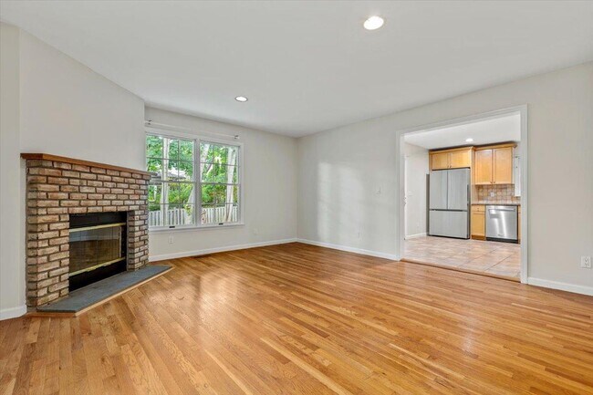 Building Photo - 119 Brambach Rd
