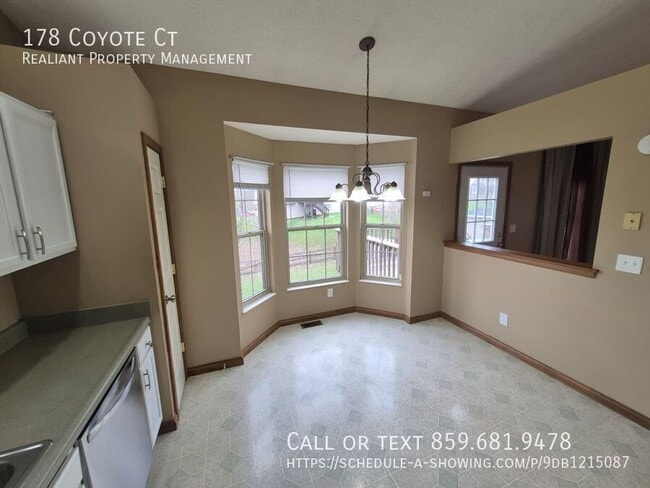 Building Photo - 178 Coyote Ct