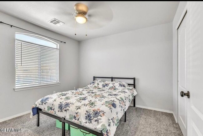 Building Photo - 12879 Hidden Grove Dr