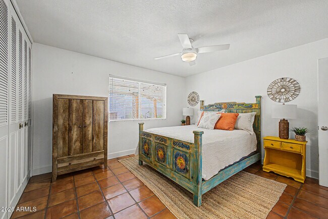 Building Photo - 4718 N 77th Pl