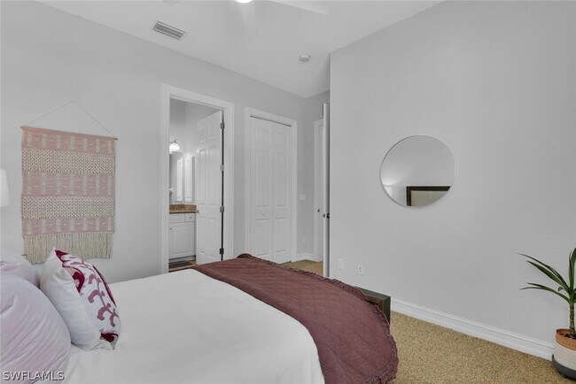 Building Photo - 590 110th Ave N