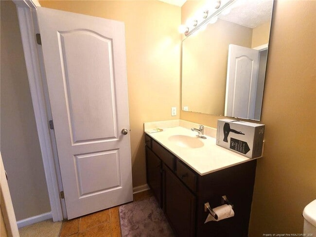 Building Photo - 972 Screech Owl Dr