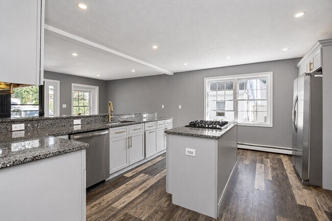Building Photo - 126 Sears Island Dr