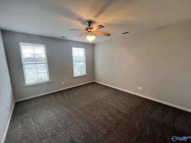 Building Photo - 1 Atherton Cir SW