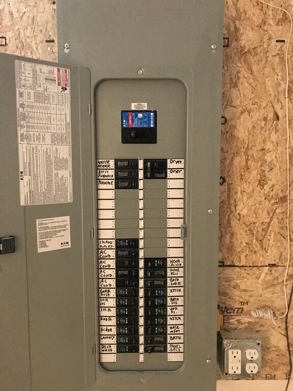 Building Photo - 33 Melbourne Ave