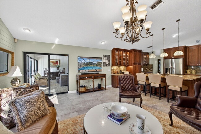 Building Photo - 168 Thornton Dr