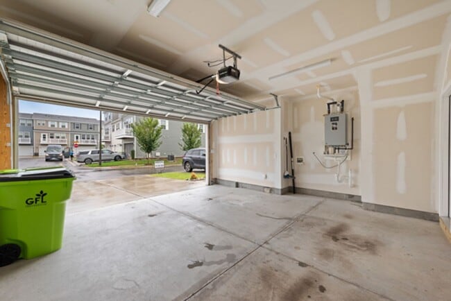 Building Photo - New Contruction Rental in the Reserve of G...
