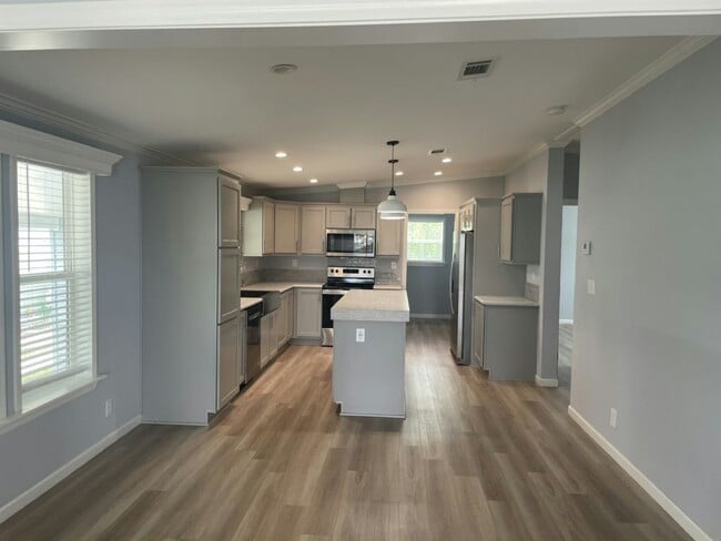 Building Photo - 7404 44th Trail N