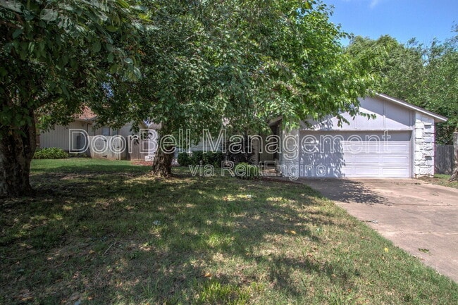Building Photo - 9338 S 92nd E Ave