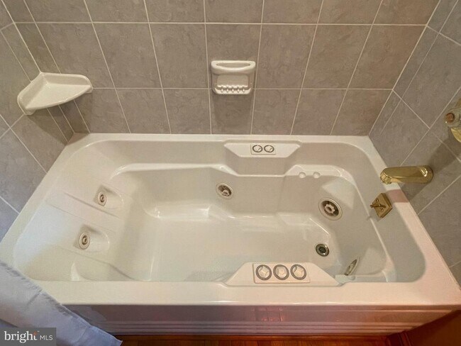 Building Photo - 712 W MacDade Blvd