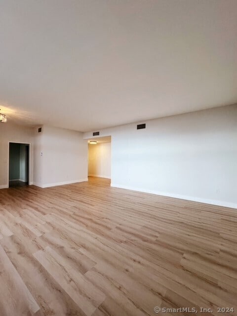 Building Photo - 3200 Park Ave