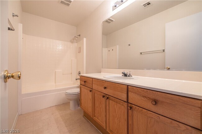 Building Photo - 191 Duck Hollow Ave