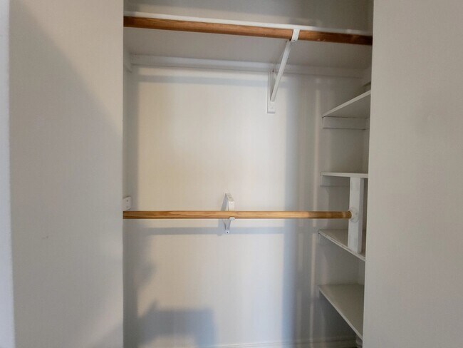 Building Photo - 722 Minturn Ln
