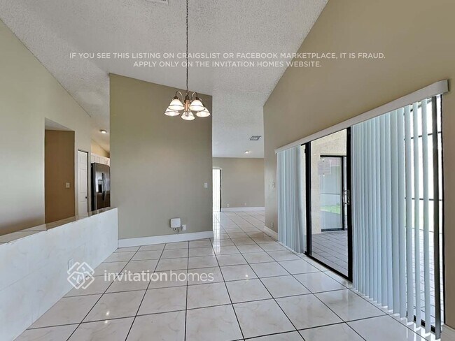 Building Photo - 11520 Whisper Sound Dr