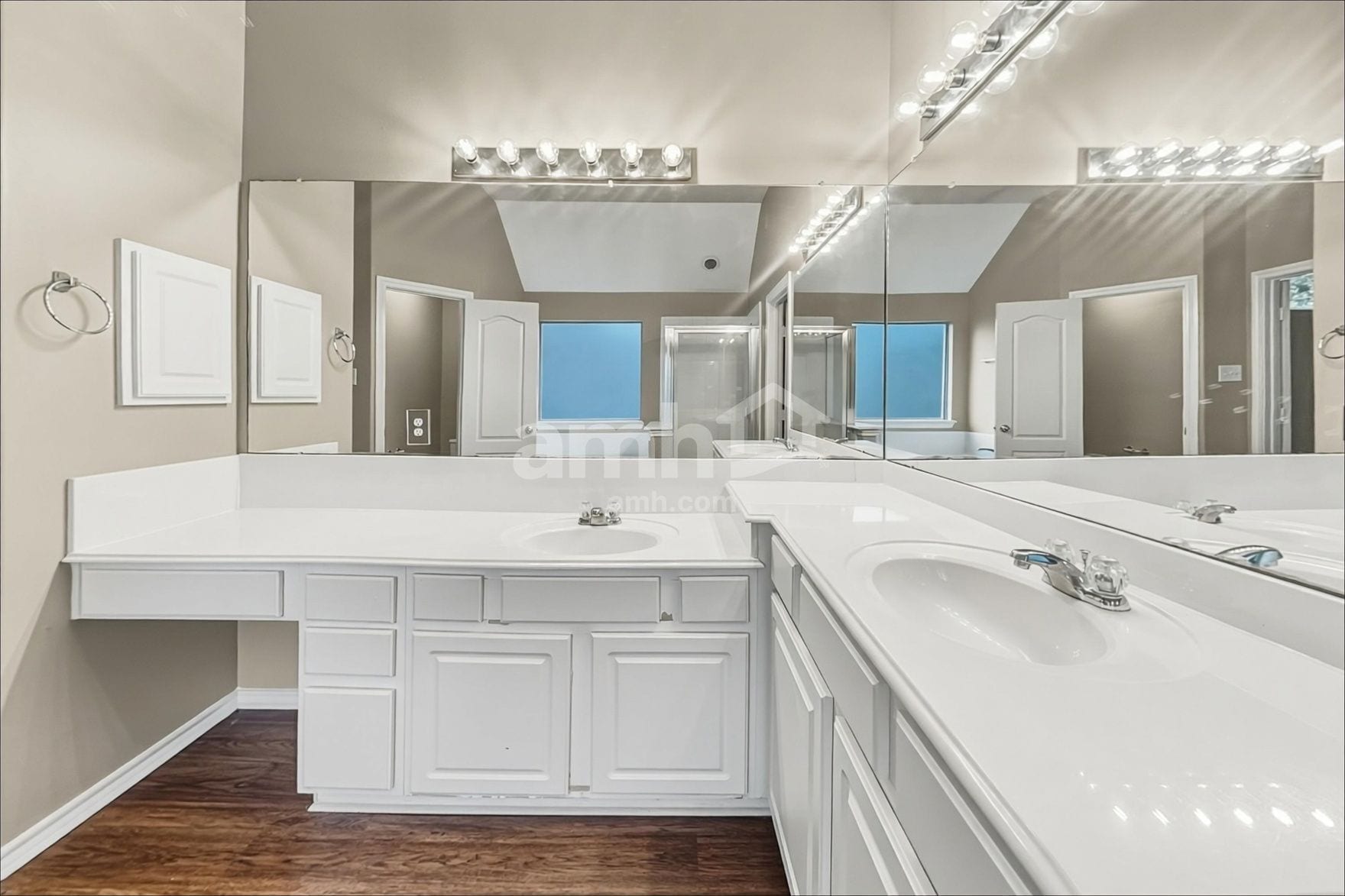 Building Photo - 26004 Castle Meadow Ln