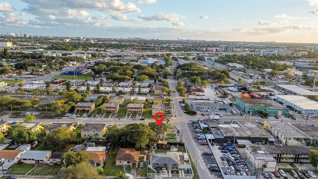 Building Photo - 4801 NW 33rd Ave