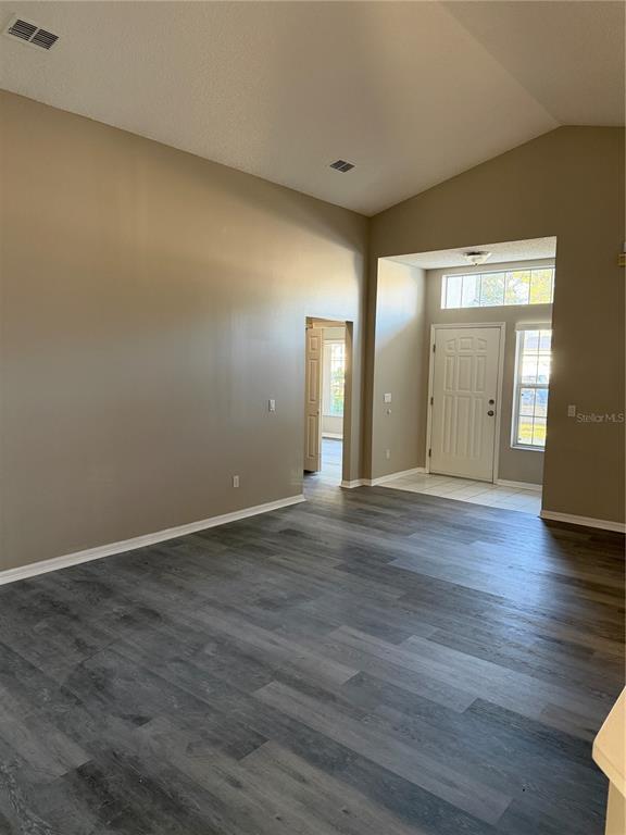 Building Photo - 13642 Emeraldview Dr