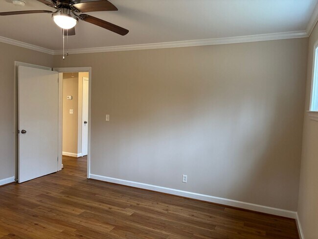 Building Photo - 4 bed, 2 bath brick home located in Asheboro