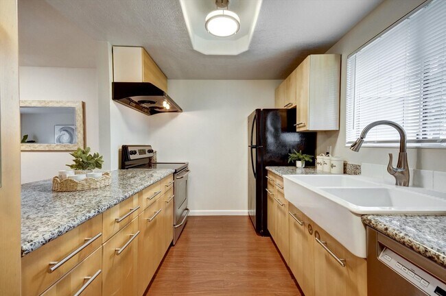 Primary Photo - Sunnyvale Meadows Condo