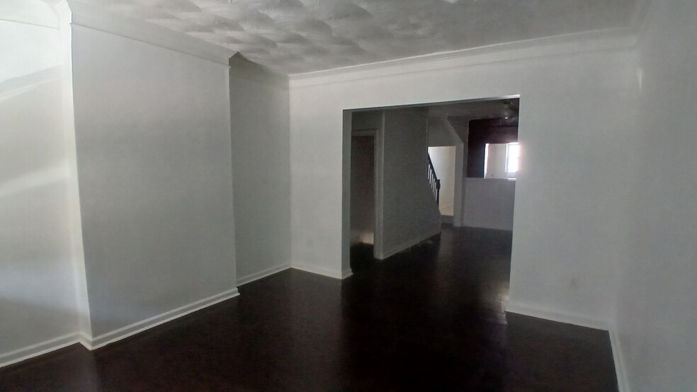 Building Photo - 4525 Pennington Ave