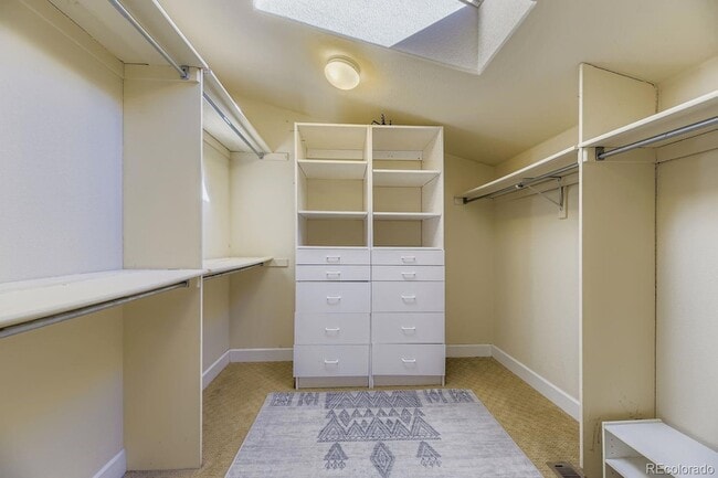 Building Photo - 346 Jackson St