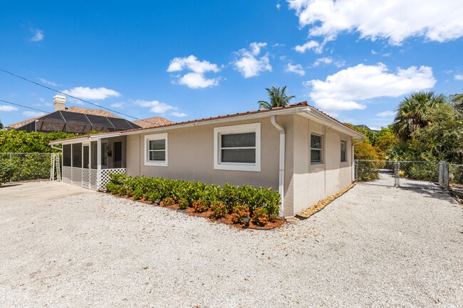 Building Photo - 2191 Thomasson Dr