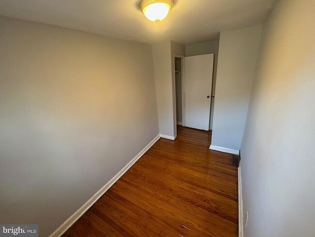 Building Photo - 2113 Church Ln