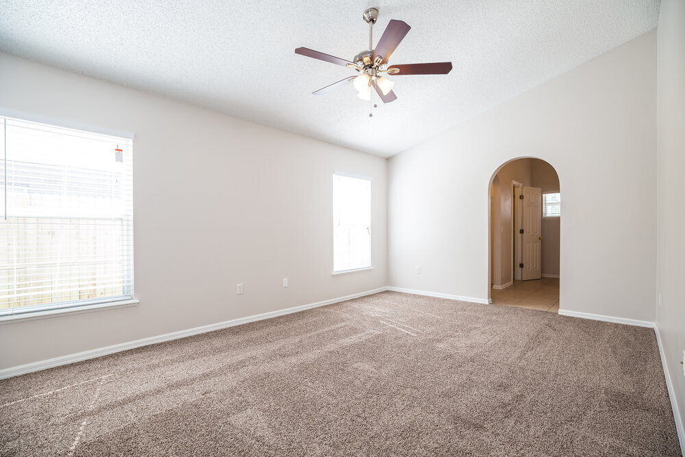 Building Photo - 3833 Stonefield Dr