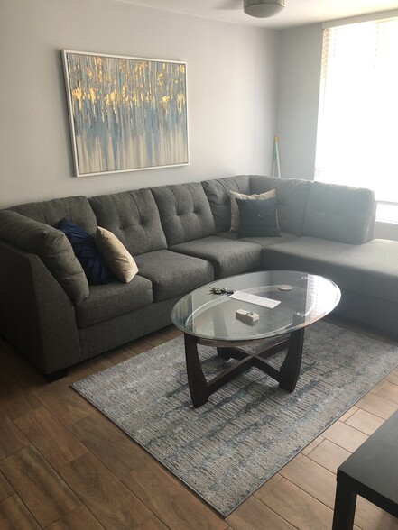 Living Room Sectional - 5540 Lindo Paseo