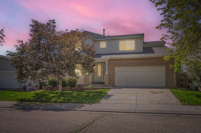 Building Photo - Gorgeous 4 Bed 2.5 Bath Home in Wolf Creek!