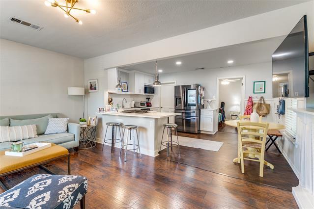 Building Photo - 1827 Frederick St