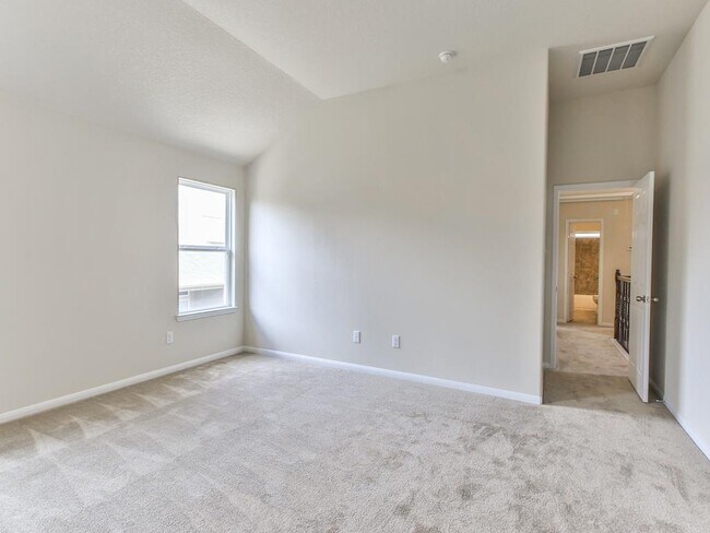 Building Photo - 4210 Echo Clearing Ct