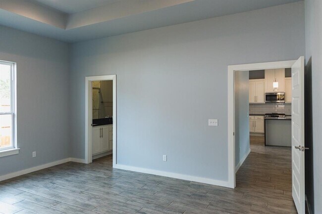 Building Photo - 508 Remington Ave