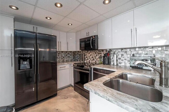 Building Photo - 3006 Caring Way