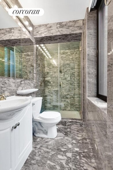 Building Photo - 111 E 30th St