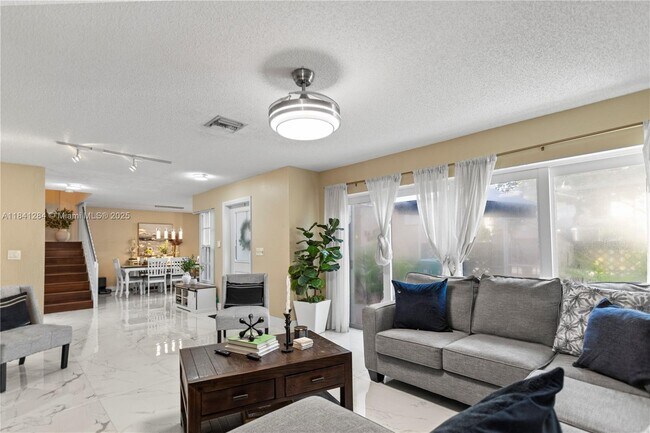 Building Photo - 11085 Neptune Dr