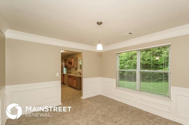 Building Photo - 6318 Shell Dr SW