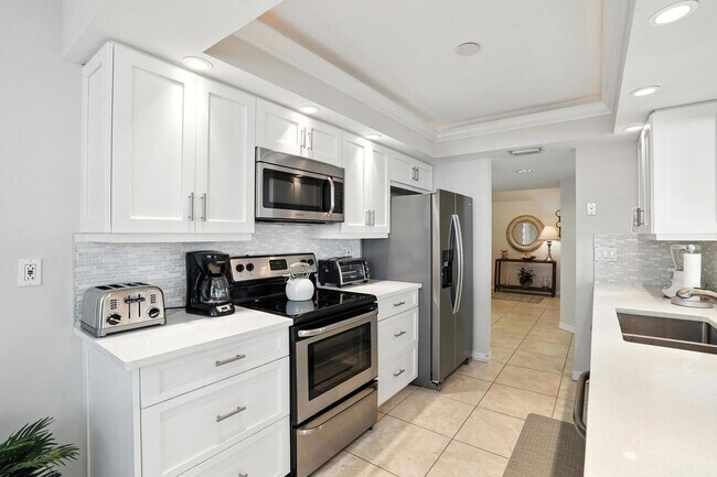 Building Photo - 25 Bluebill Ave