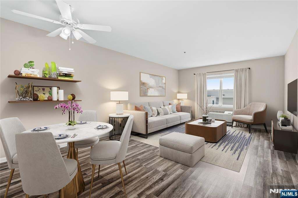 Building Photo - 905 River Rd