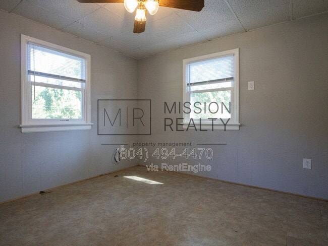 Building Photo - 1107 Ironington Rd