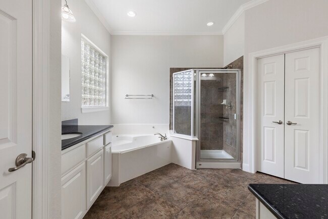 Building Photo - 6 Skipwith Pl