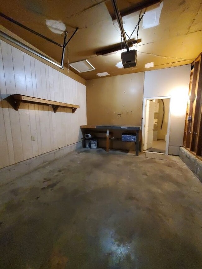 Building Photo - Charming 3br, 1.5 bth Home in Western Branch