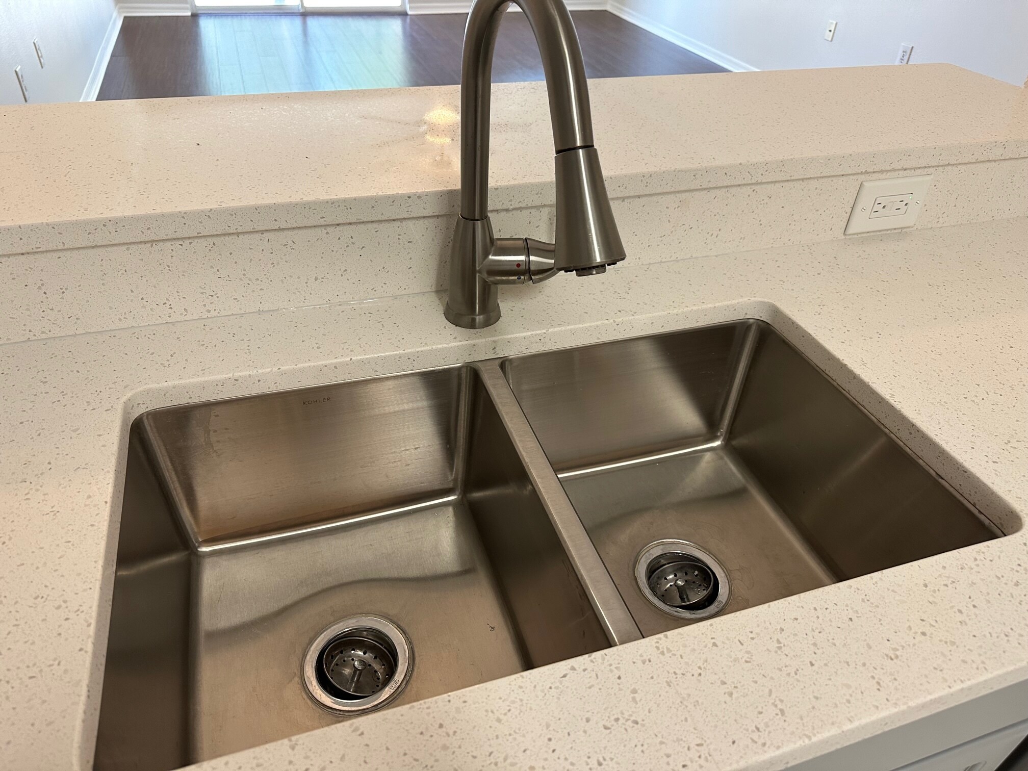 Sink - 5701 Bentgrass Dr