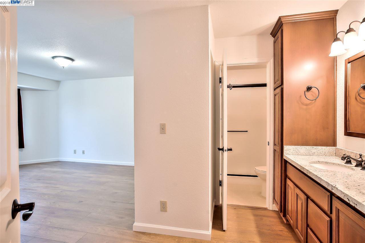 Master Bed 1 - 38755 Crane Ter