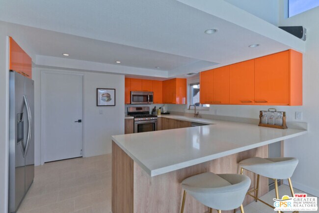Building Photo - 3545 Ridgeview Cir S