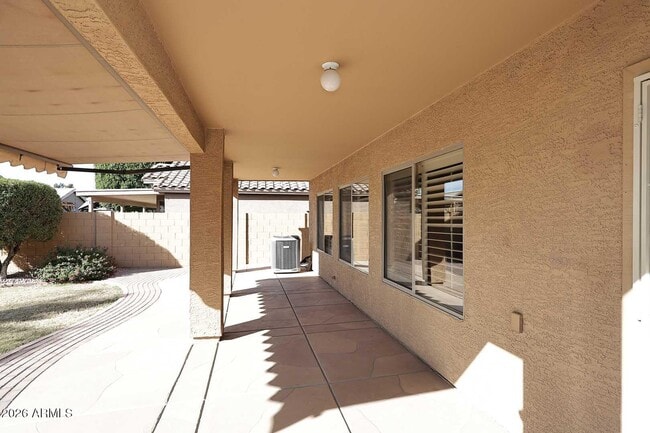 Building Photo - 731 W Melody Ave